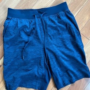 Lululemon men shorts size M new without tags